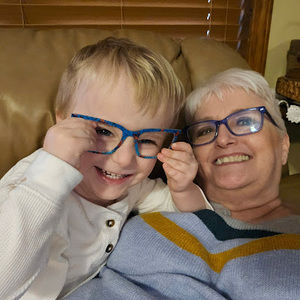 Meet your Posher, Beverly